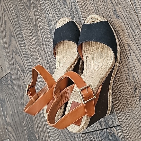 Tory Burch Wedges - Picture 1 of 9
